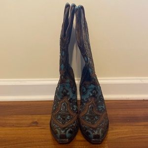 Boots great condition